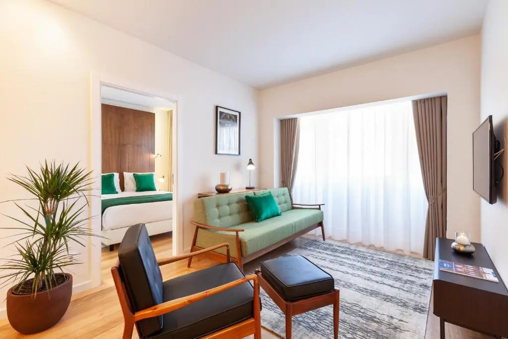 Avenida Residence