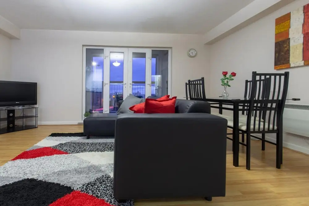 NEW 2BD Sleeps 4 Close to City Liverpool Centre