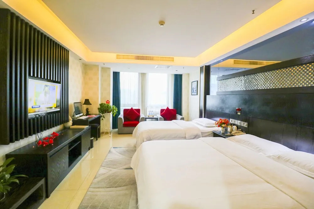 Rafael Hotel