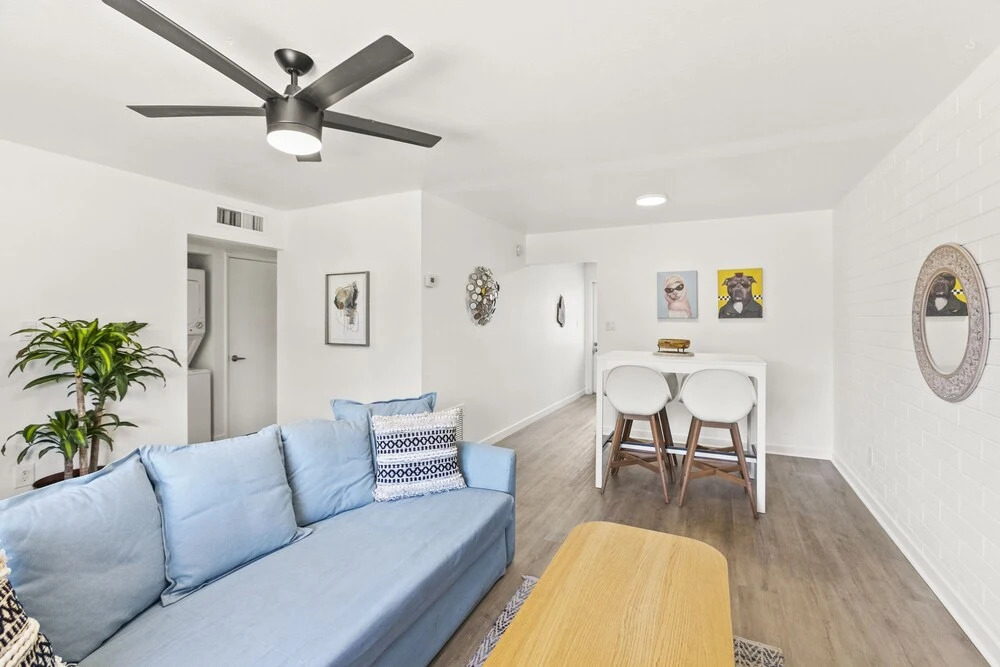 Lovely 1-bedroom condo in Biltmore