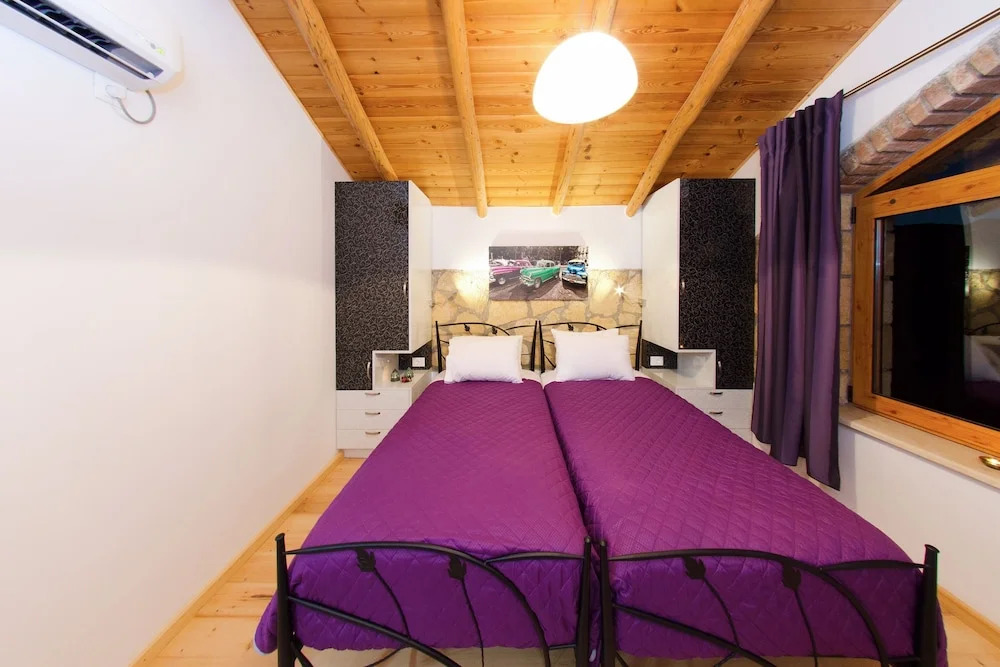 Tireda Villas