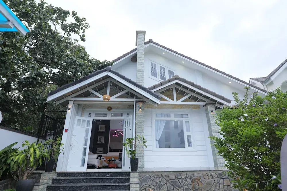 7 bedroom villa Flamingo Danang