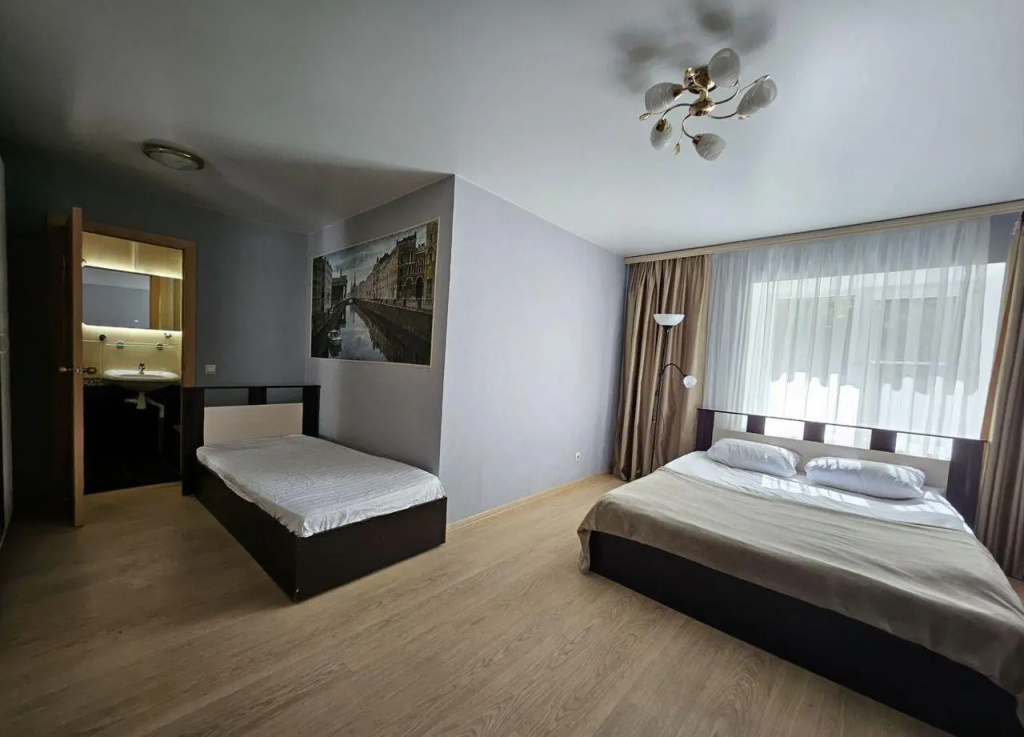 Апартаменты на Малой Морской улице, 8