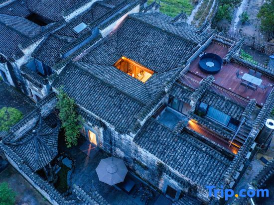 Ruiqi Xiangyun Inn