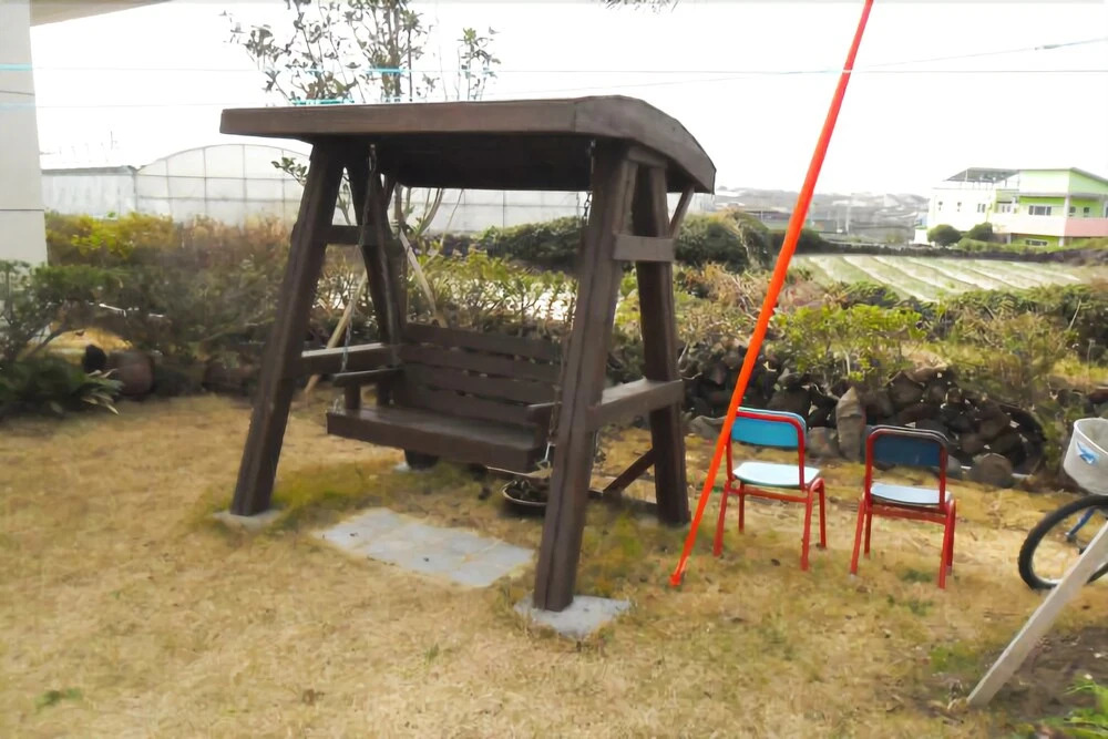 Jeju Track & Unshared House Pension