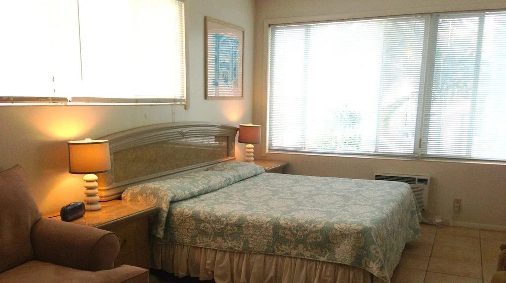 Surf Inn Hotel - Hollywood