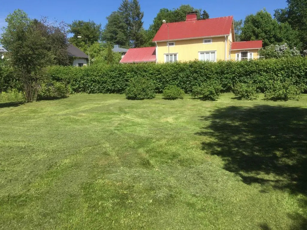 Lingonberry Cottage