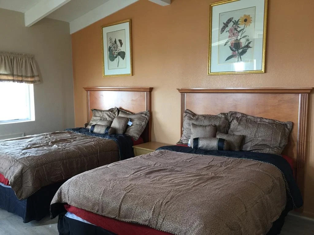 Pelican Inn and Suites
