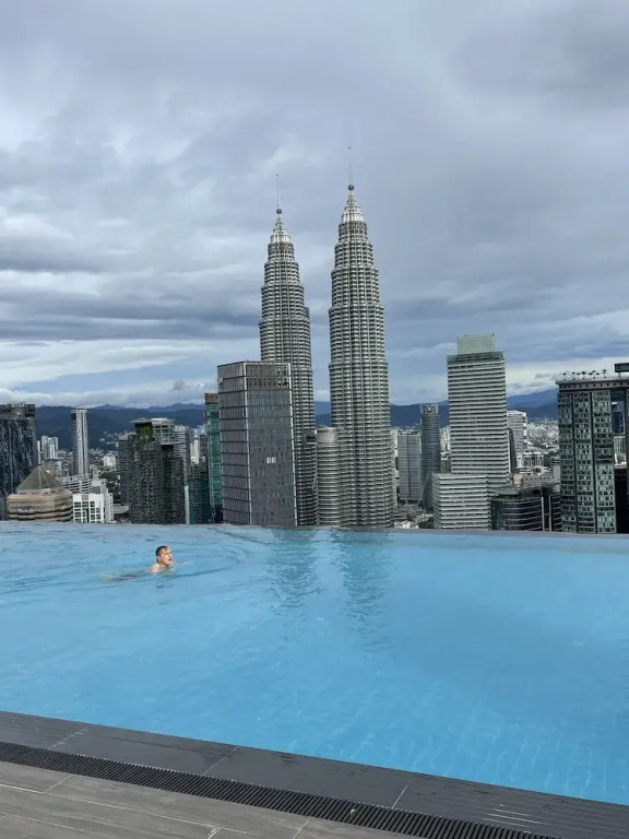 Platinum 2km to KLCC Kuala Lumpur