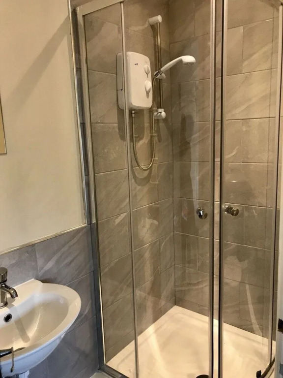 Eazzzy rooms Corby