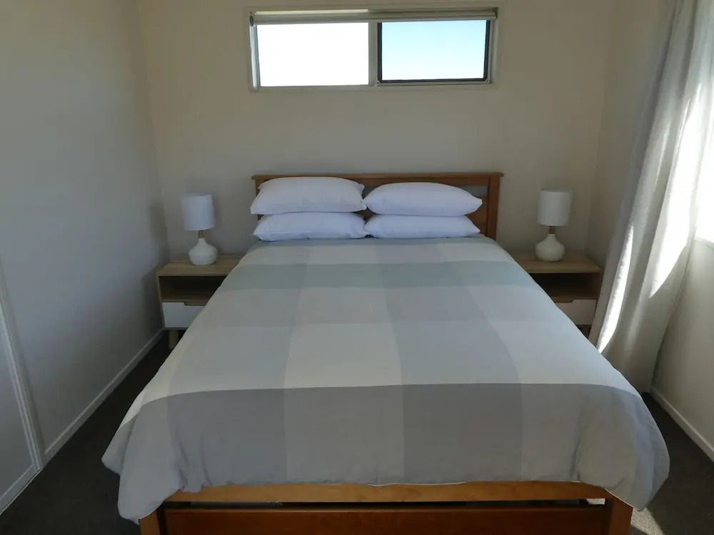 Manuka Retreat