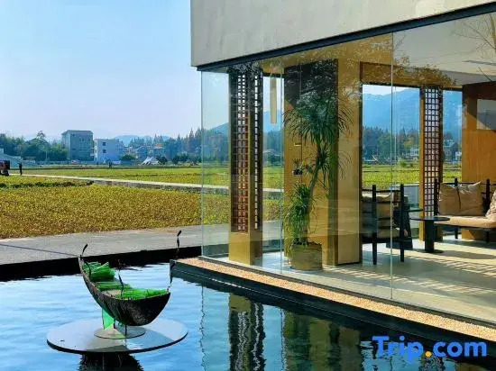 Mei Rong Inn