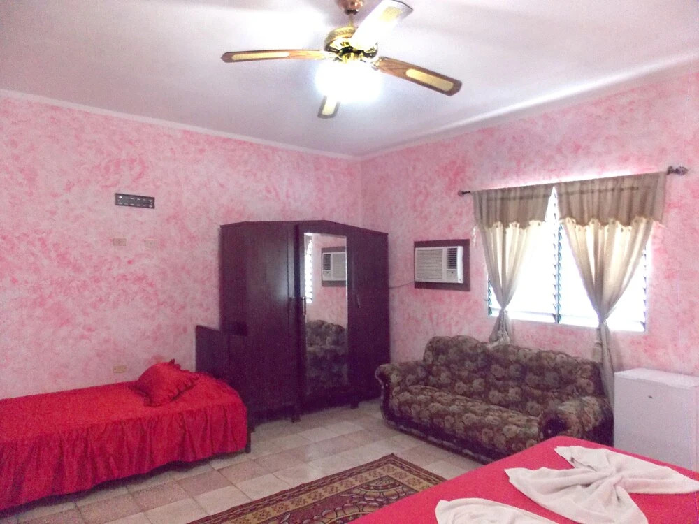 Hostal Italia