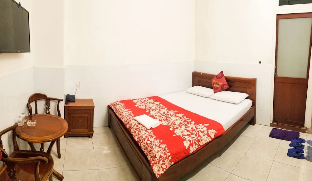 K300 Hotel by OYO Rooms