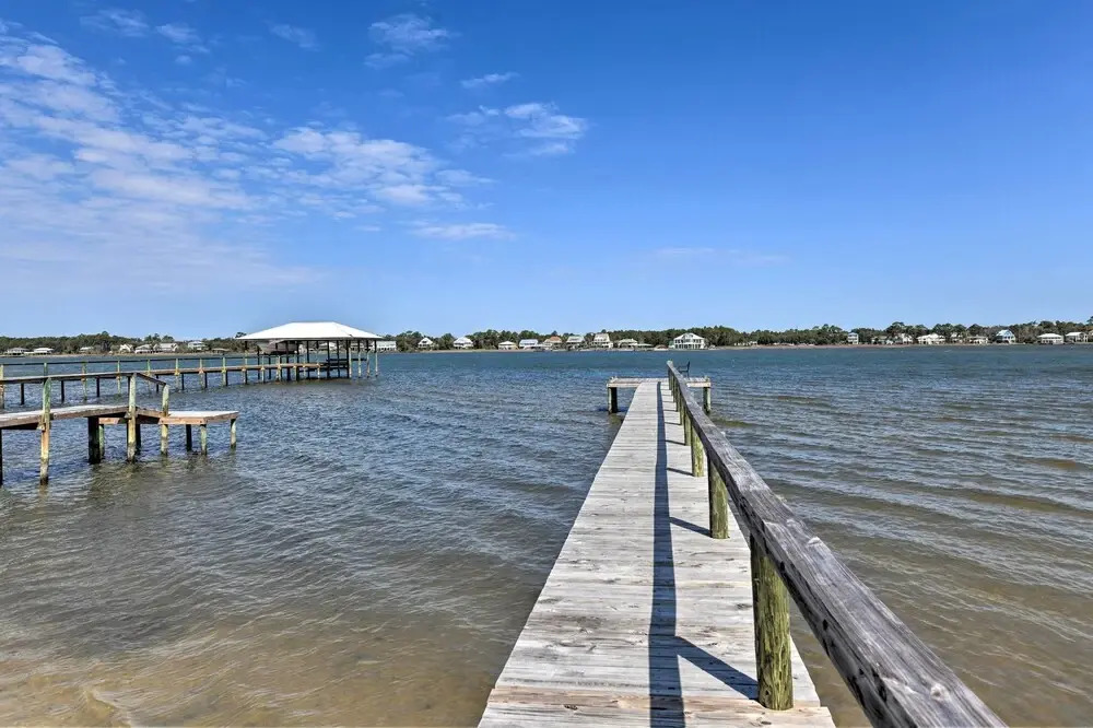 Stylish Gulf Shores Getaway w/ Dock Access!