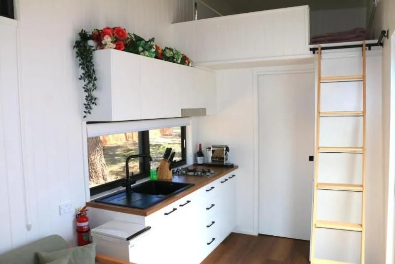Pink Lake Tiny House - Peony