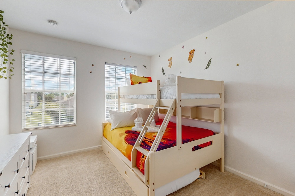 Water View Retreat With Lanai, Heated Pool, Pool Spa, Game Room, & AC