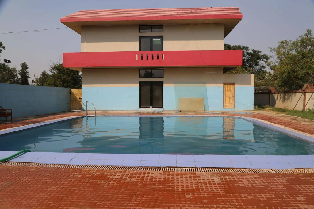 Pacific Inn Suryansh Hotel