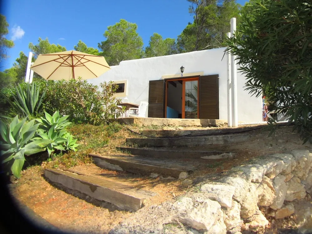 Quiet Bungalow in Santa Eulària des Riu on Balearic Islands