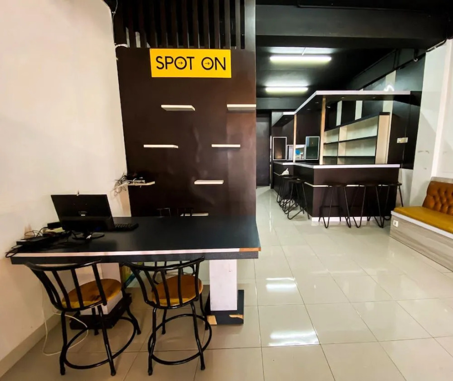 SPOT ON 2051 Sho Family Homestay & Resto