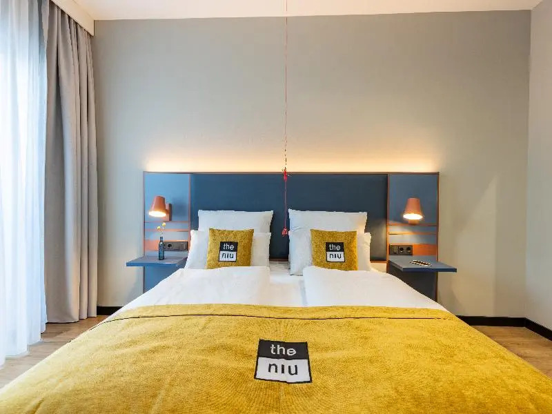 Holiday Inn - the niu Clink Hamburg Barmbek by IHG