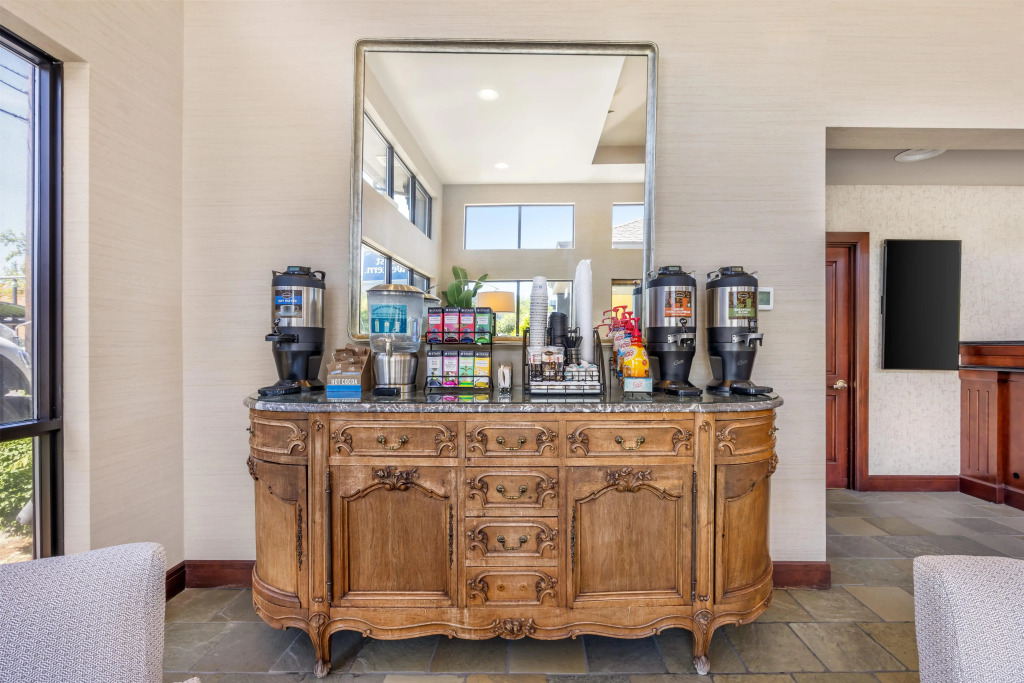 Best Western New Oregon Motel