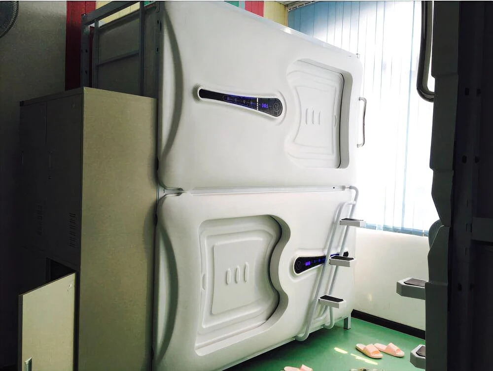 Full Cabin Hostel