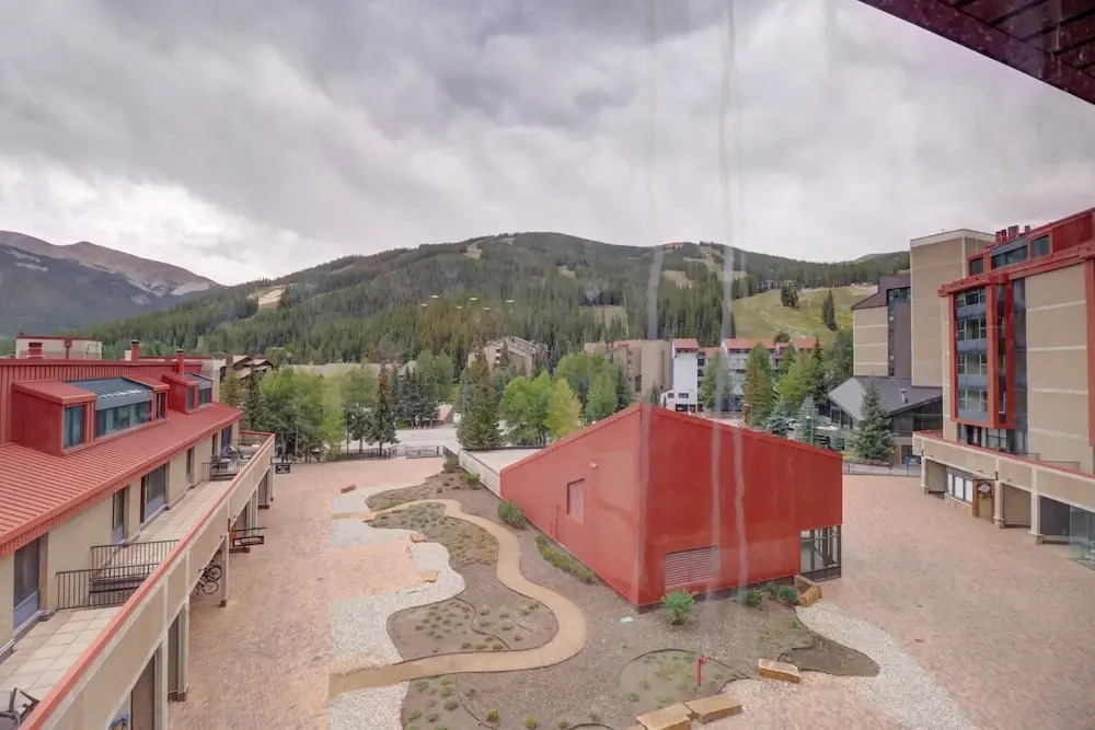 VS551 Village Square 1 Br 1 Ba