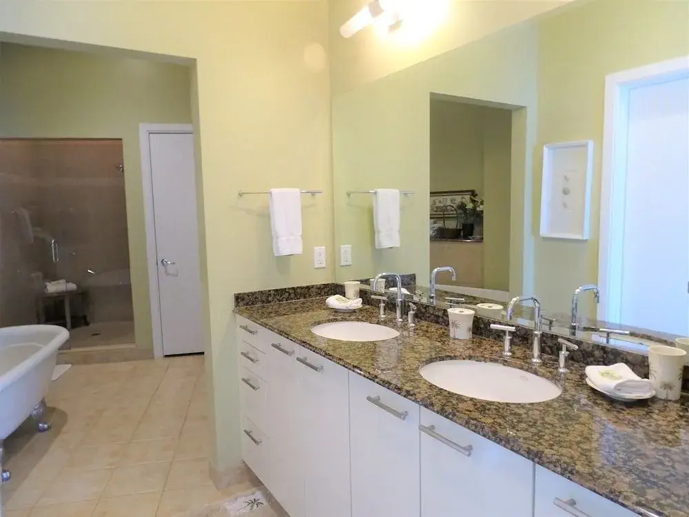 Crescent Beach 4 Rent