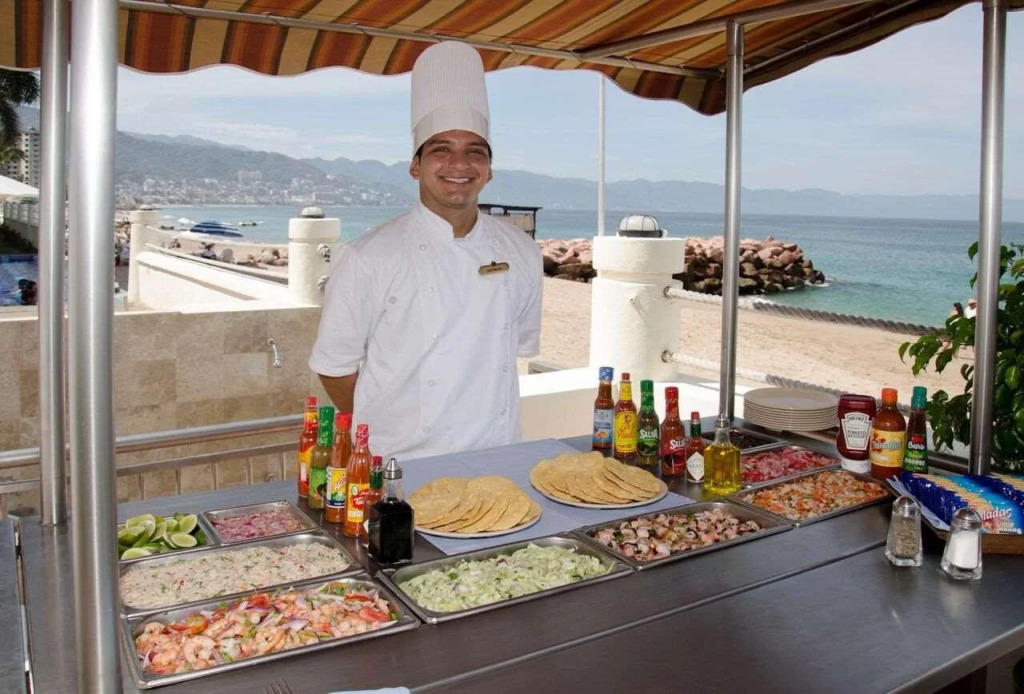 Plaza Pelicanos Grand Beach Resort All Inclusive