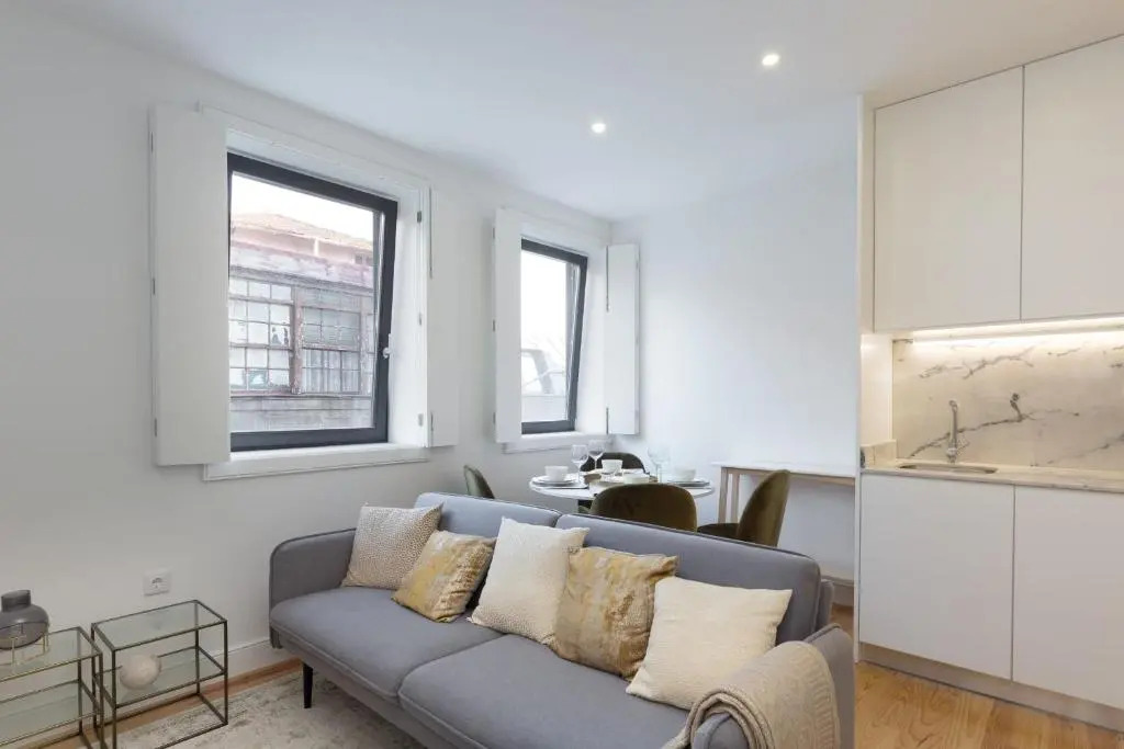 1BR Apartment near Metro in Porto by GuestReady