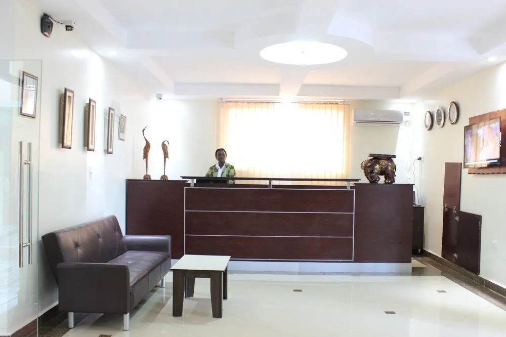 Maries Royale Hotel