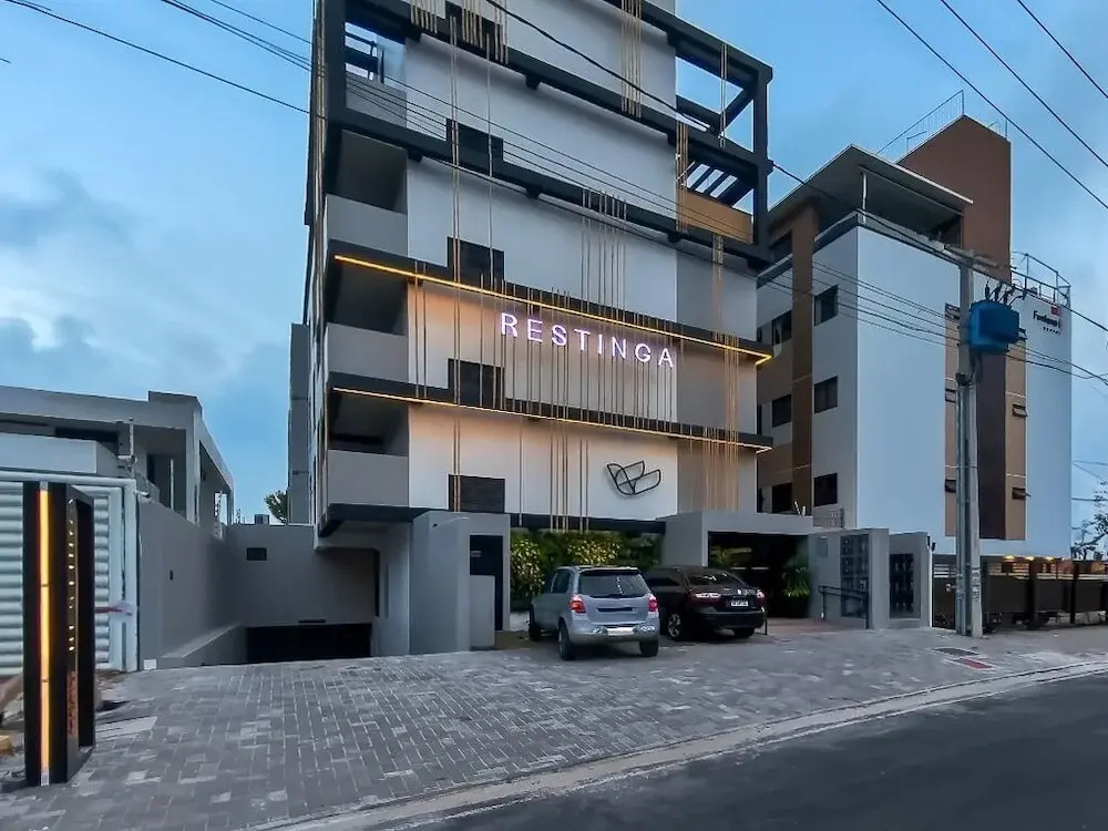 Restinga by Xtay - Studios com piscina e academia, pé na areia em João Pessoa