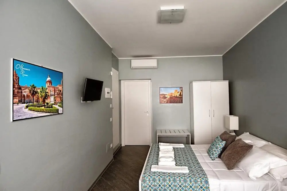 Catania Rooms