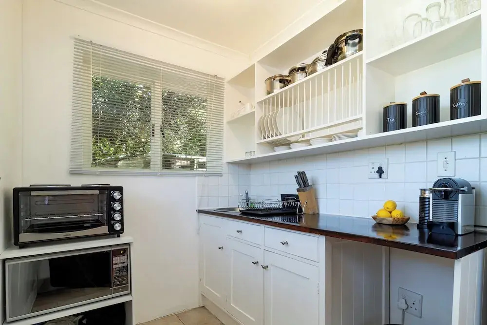 Room in Guest Room - Garden Cottage, Houtbay, Cape Town, South Africa