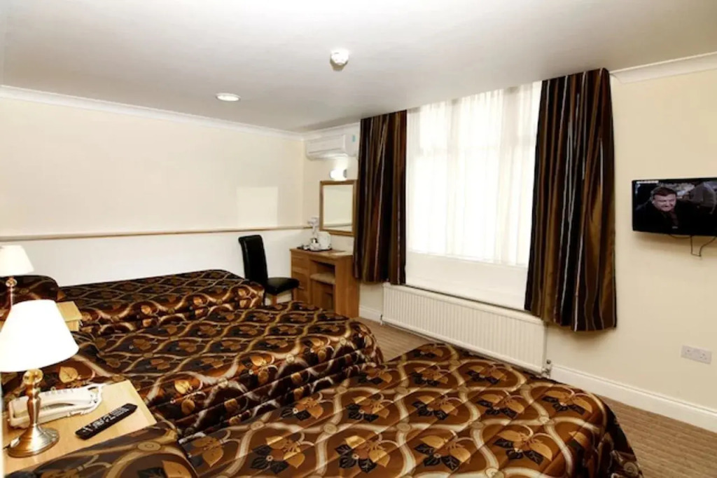 Russel Court Hotel Bournemouth Central