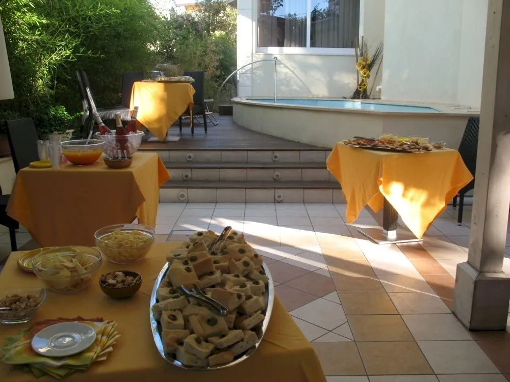 Hotel Orly