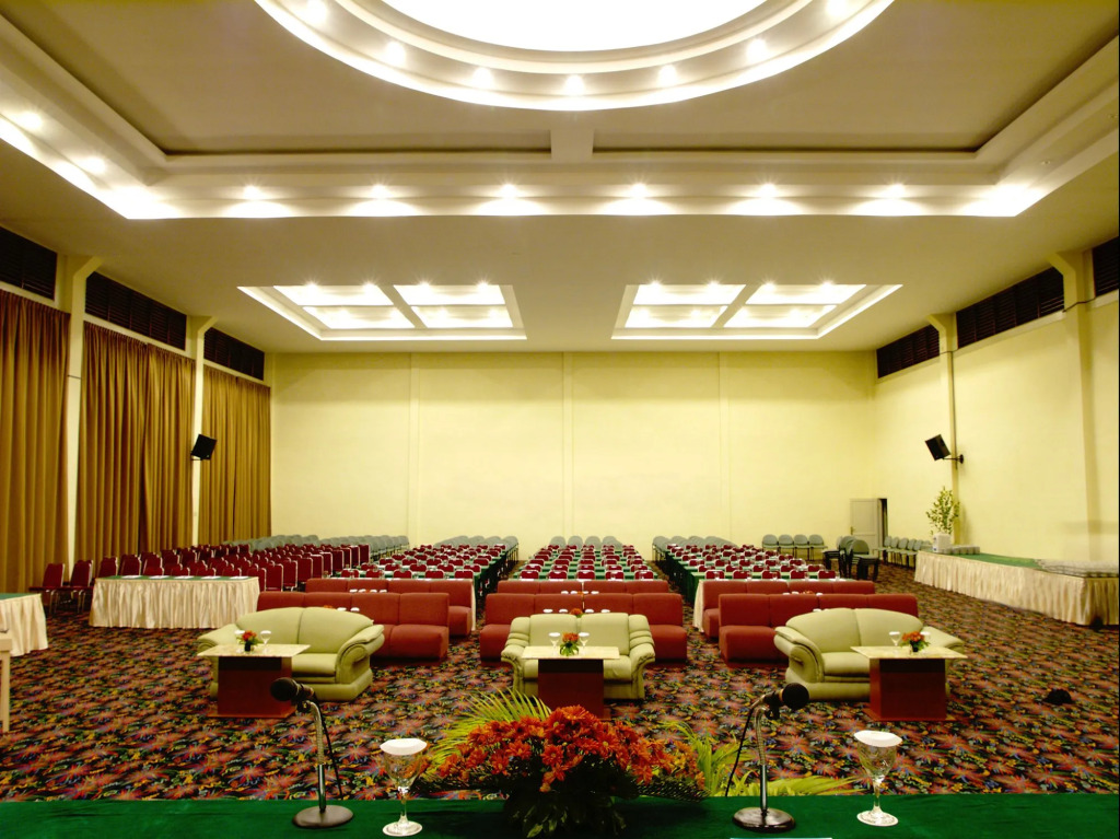 Grand Mutiara Hotel
