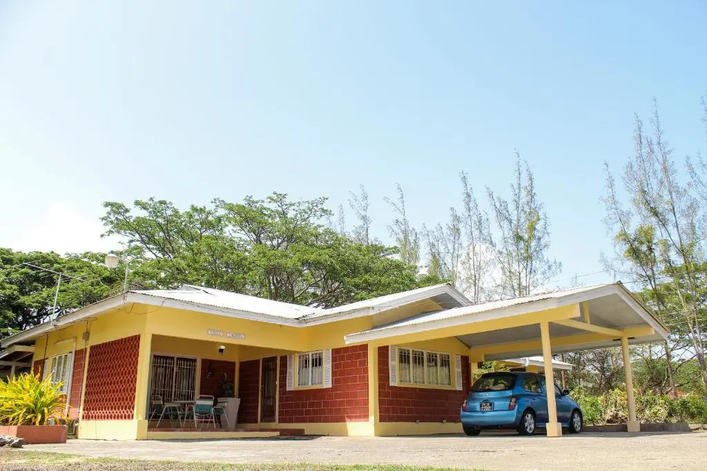 Lagoona Villa
