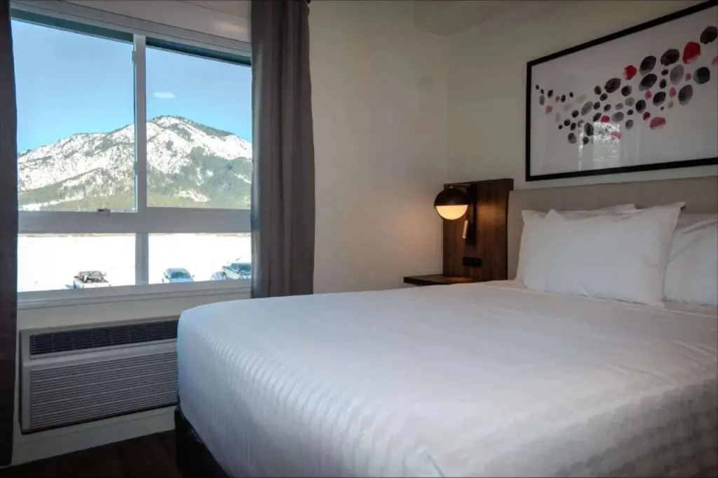 Hawthorn Extended Stay by Wyndham Jackson Alpine