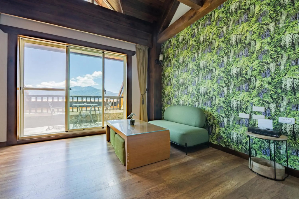 Egmont Resort