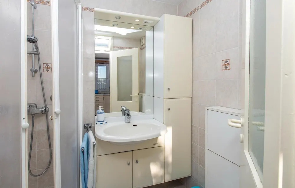 Awesome Home in Piran With Wifi and 1 Bedrooms