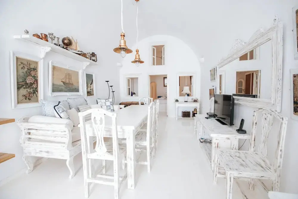 Astrea Suites