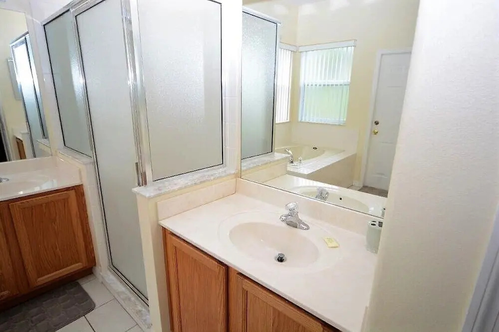 116 4-bedroom Budget Pool Home, Davenport FL
