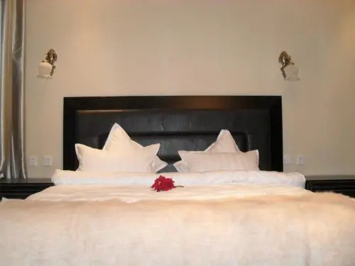 Silk Road Lodges