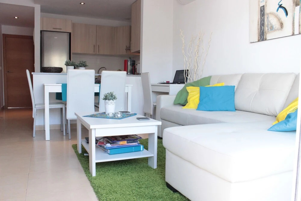 Relaxed Holiday, Your own Spa, Beautiful Garden, Swimming Pool Within 100 mtr