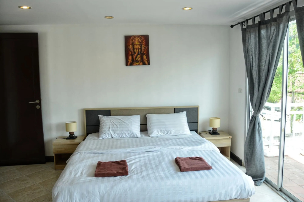 Kata Station Boutique Hotel, Kata Beach