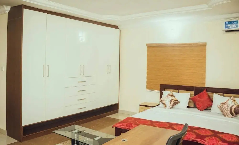 Rossy's Apartments Serviced Apartments in Abuja