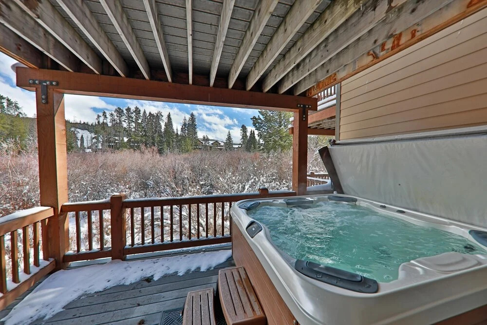102 Willows Way 3 Bedroom Townhouse by RedAwning