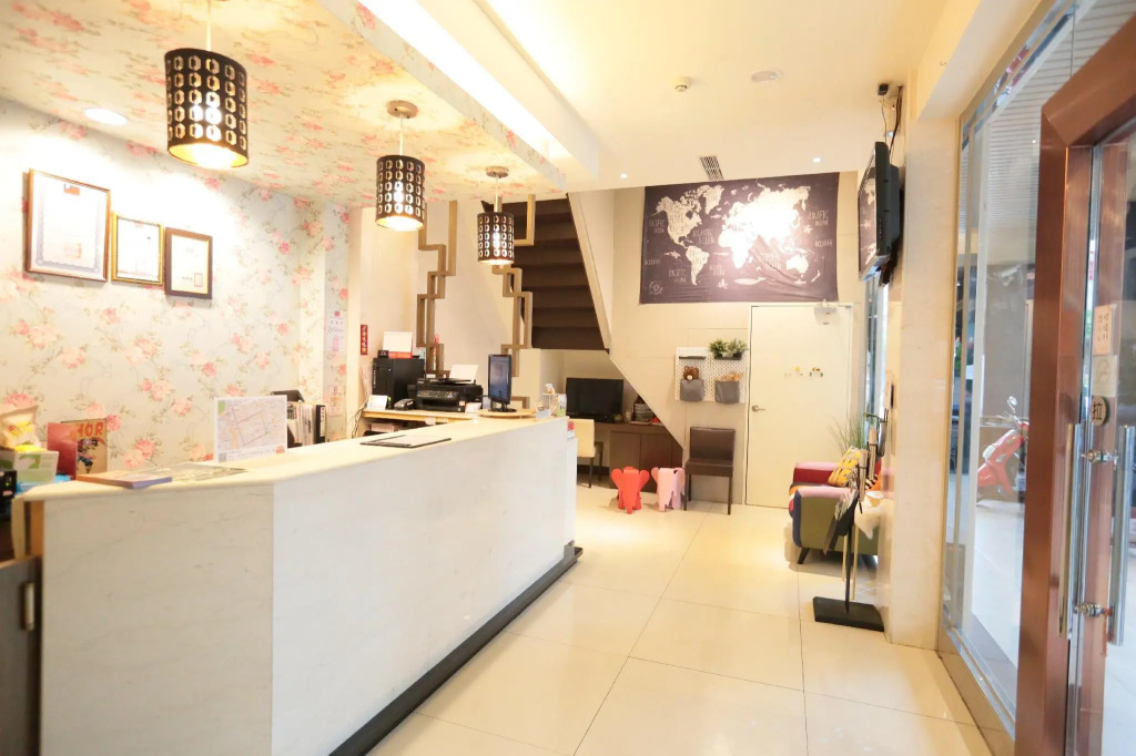 Newrise Hotel